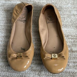 Good condition Tory Burch patent leather flats size 6 1/2